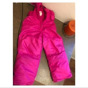 3T Cat and Jack Snow Bibs. Pink.